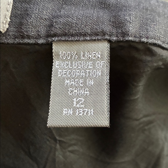 Kate Hill Elegant Black A-Line Linen Skirt - Picture 3 of 7